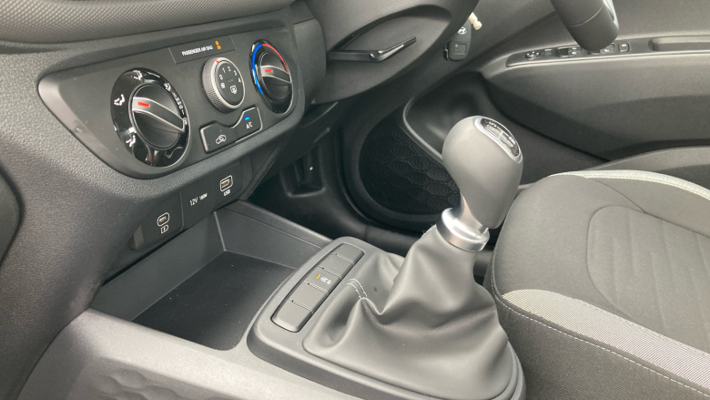 Hyundai i10 1.0 [63] Advance 5dr [Nav] Petrol Hatchback